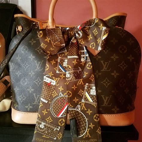 louis vuitton bandeau on bag|louis vuitton bandanas.